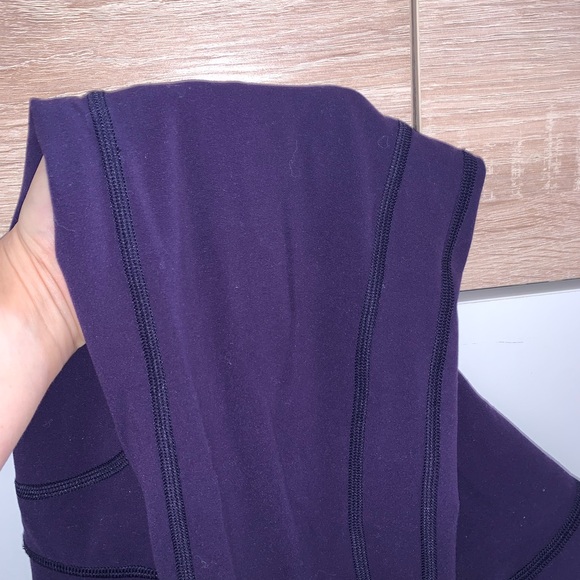 Lululemon size 4 - Picture 6 of 7